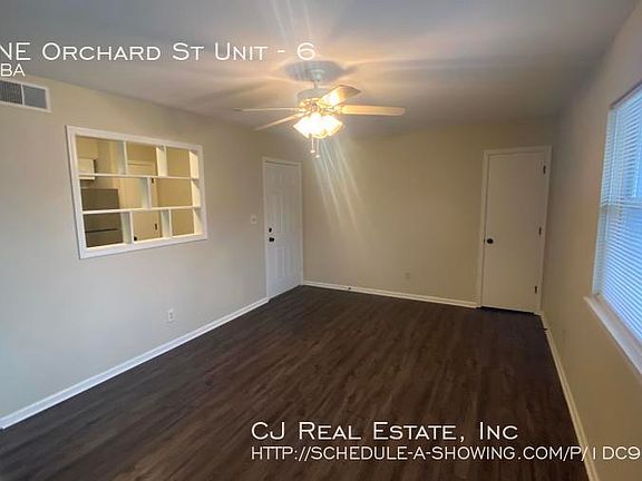 3rd image of 201 NE Orchard St #6