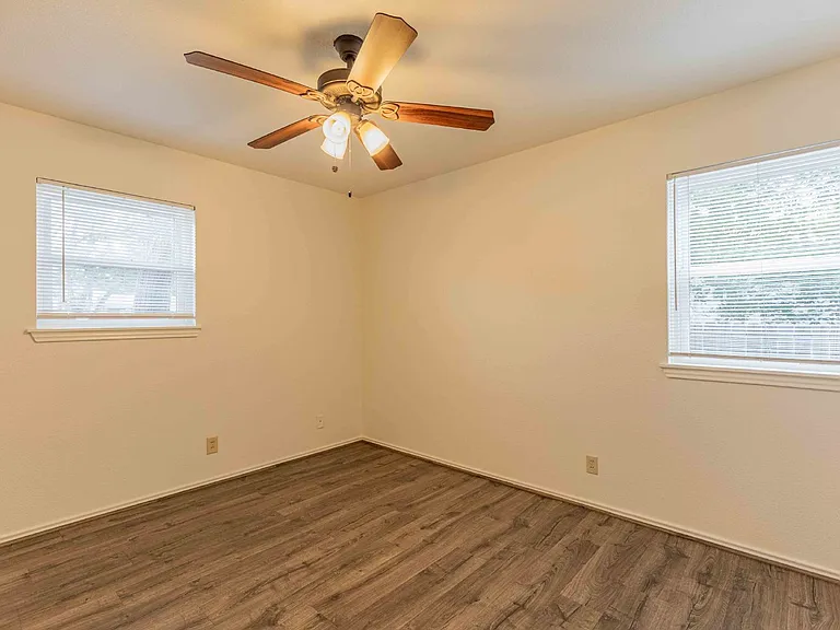 1014 Morey Peak Dr — Photo 24