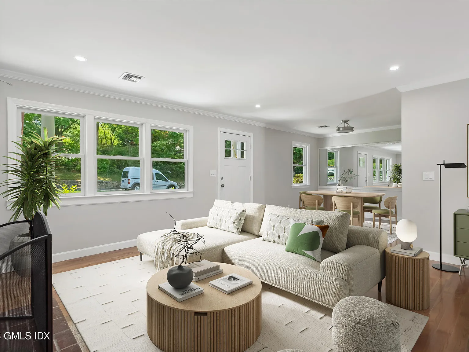 3 bed, 3.5 bath, 1700 sqft, $6,995 — Photo 3
