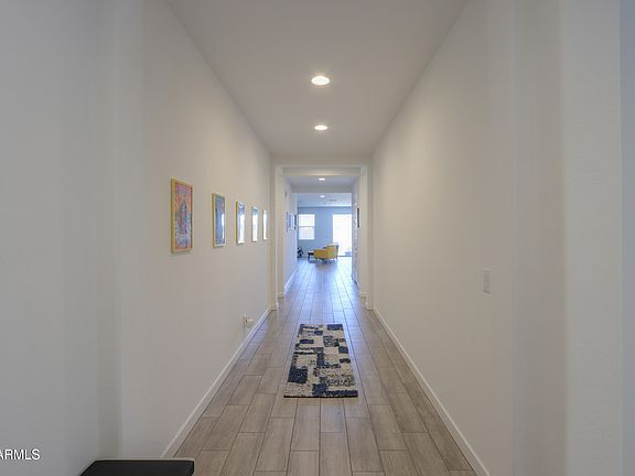 4th image of 36540 W LEONESSA Avenue