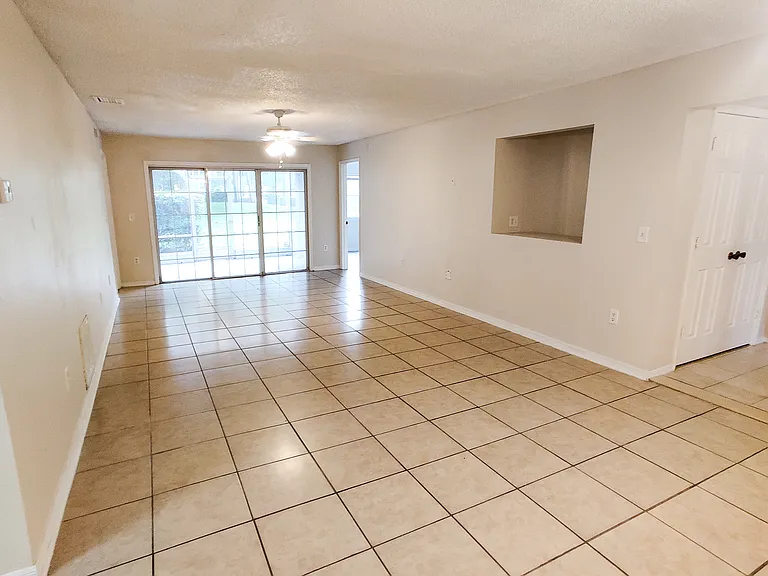 8105 Olympia Ct — Photo 6