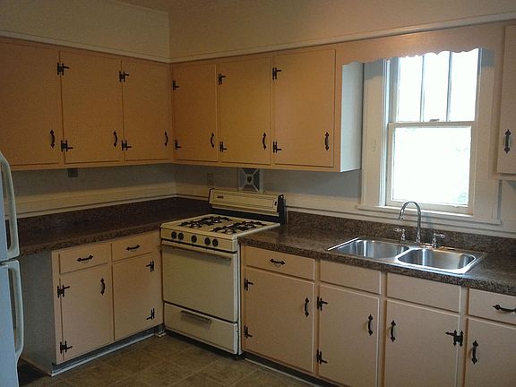 kitchen with gas stove