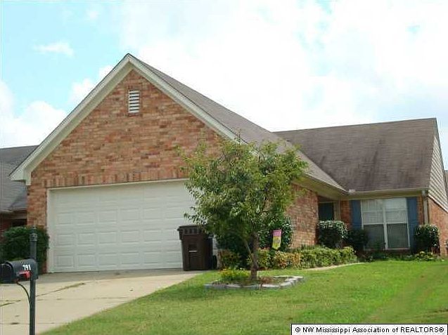 1st image of 791 Grant Dr