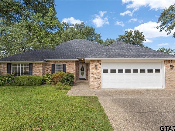 2nd image of 532 Dogwood Ln