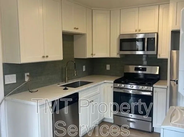 3124 B St, Sacramento, CA 95816