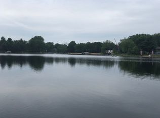 951 Round Oak Ct, Nekoosa, WI 54457