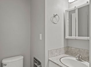 321 School St SE APT 2, Lacey, WA 98503