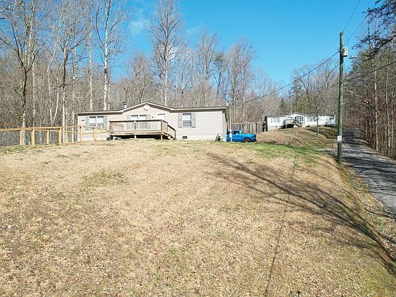 2nd image of 904 Indian Gap Rd