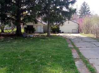 15619 W Thirteen Mile Rd, Southfield, MI 48076