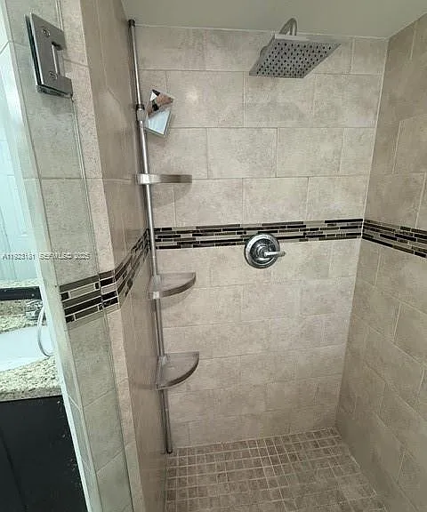 3872 Tree Top Dr — Photo 8