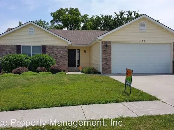 532 Harland Dr, Manhattan, KS 66503
