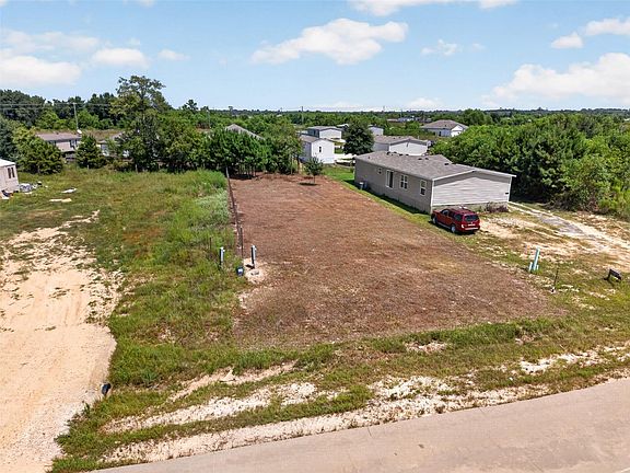 3rd image of 1304 Road 5735