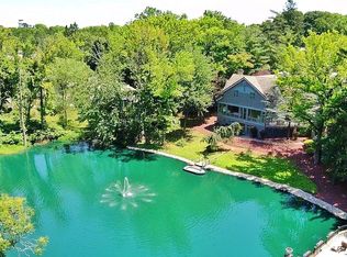 56 Buttonwood Rd, Staten Island, NY 10304