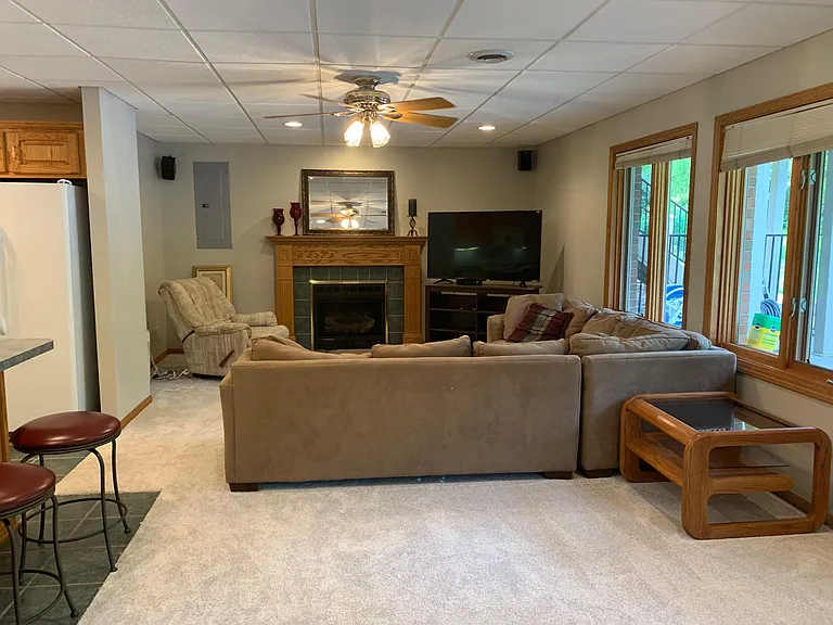 7805 Rutherford Ct — Photo 39