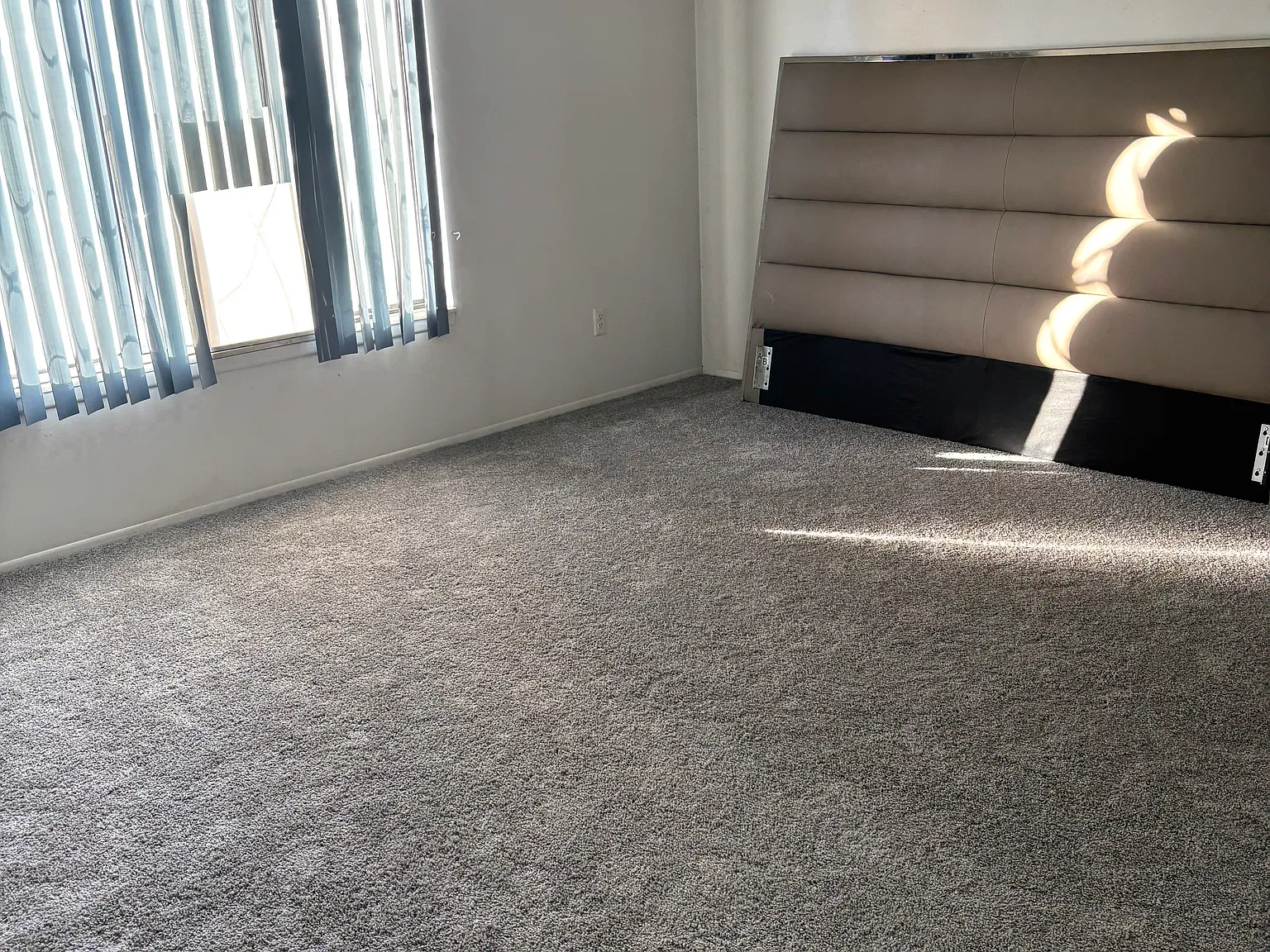 4 bed, $1,050 — Photo 2