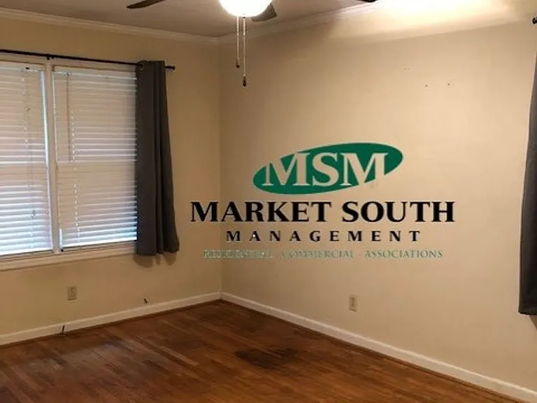 5529 Habersham St — Photo 13