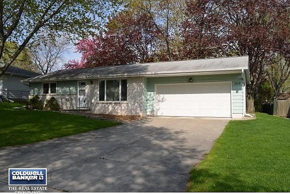 2nd image of 1112 Devonwood St