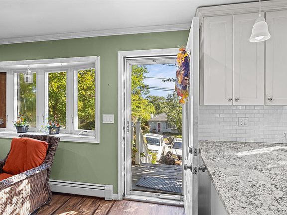 2nd image of 39 Willow Road