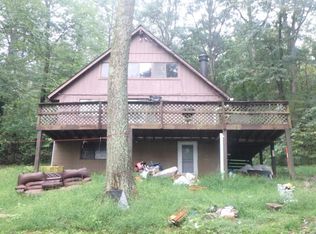 951 Nancy Jack Rd, Gerrardstown, WV 25420