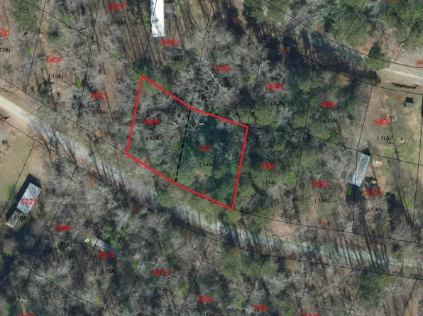 Dogwood Trl, Troy, NC 27371