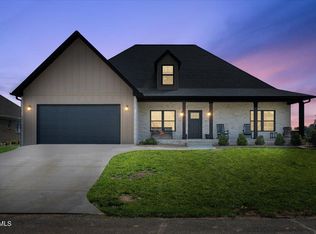 12119 Lasalle Ct, Glade Spring, VA 24340