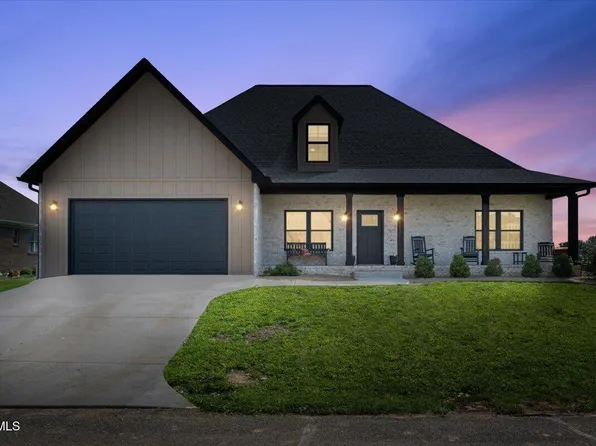 12119 Lasalle Ct, Glade Spring, VA 24340