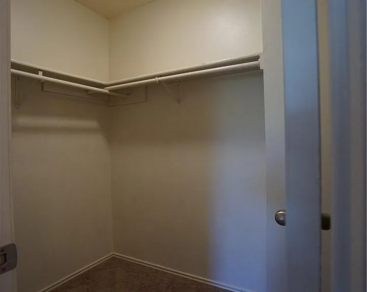 112 Creekside Dr — Photo 13