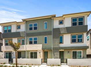 27568 Sanctuary Ct, Valencia, CA 91381