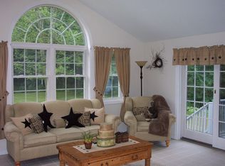 568 Putnam Pike, Killingly, CT 06241