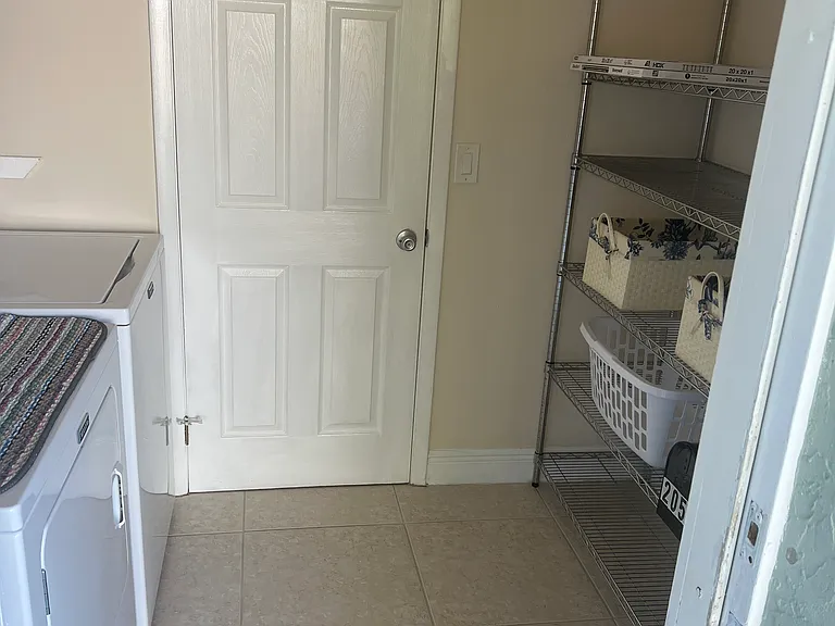 2052 SE Jackson St — Photo 42