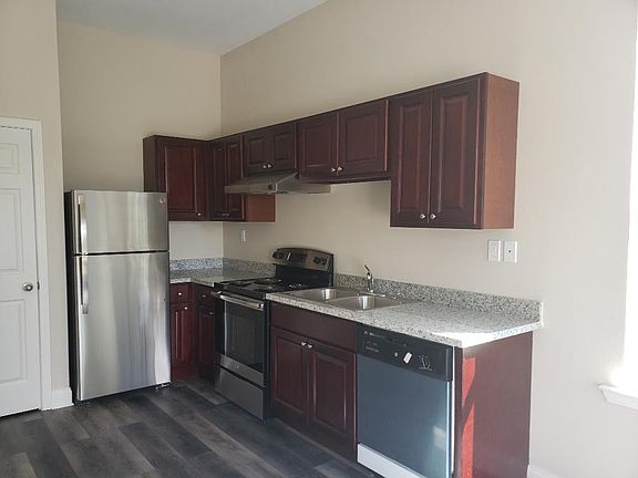 2nd image of 3145 Piety St #3145