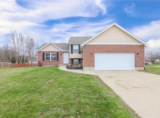 102 Wesley Dr, Germantown, OH 45327