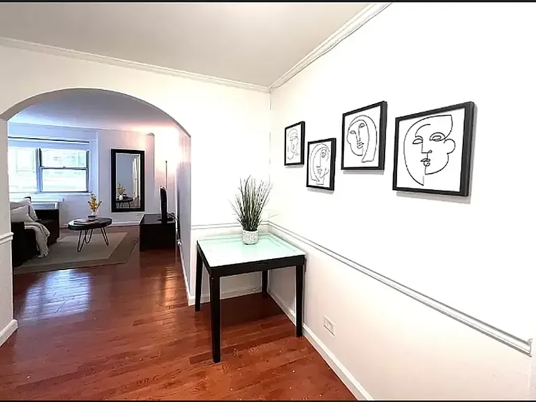 330 E 49th St #12A — Photo 5