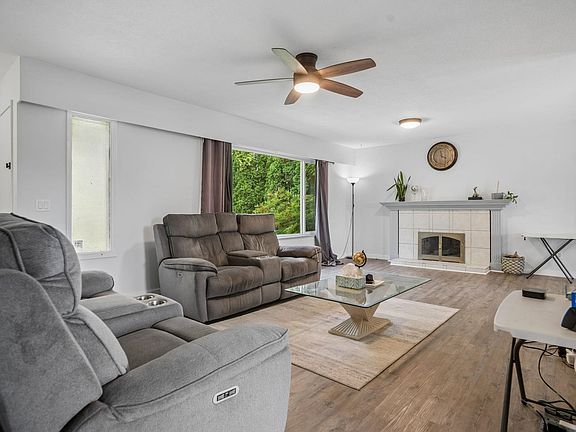 4th image of 1617 Western Dr