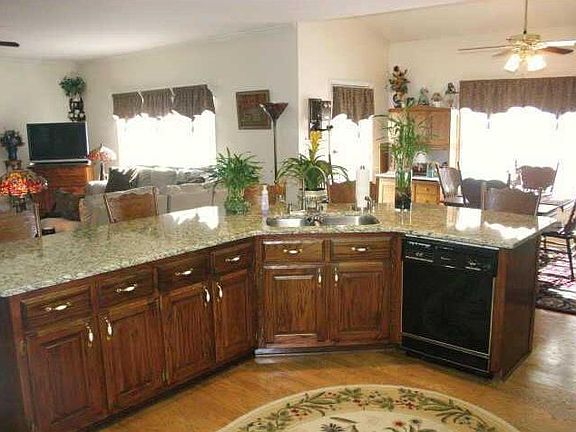 5th image of 2365 Friars Gate Dr