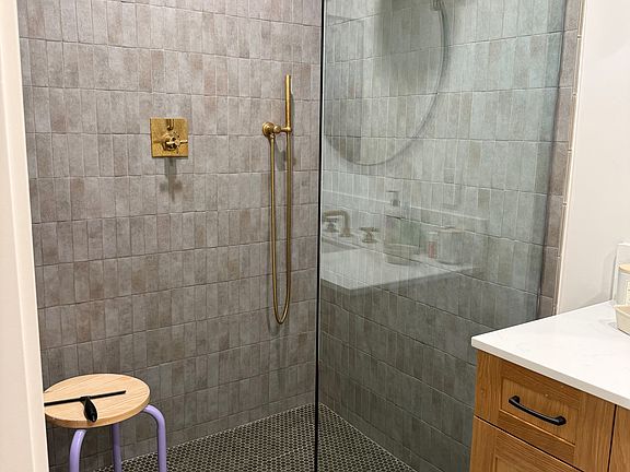 4th image of 4119 Aralia Rd