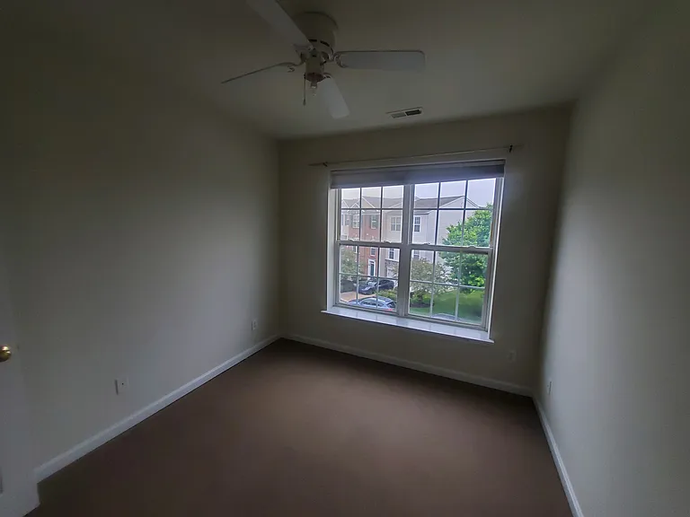 168 Hudson Dr — Photo 12