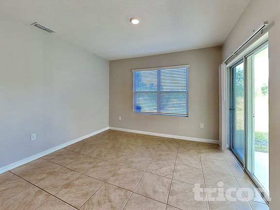 4th image of 5765 Arlington River Dr