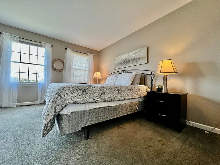 5042 Princeton Glendale Rd — Photo 17