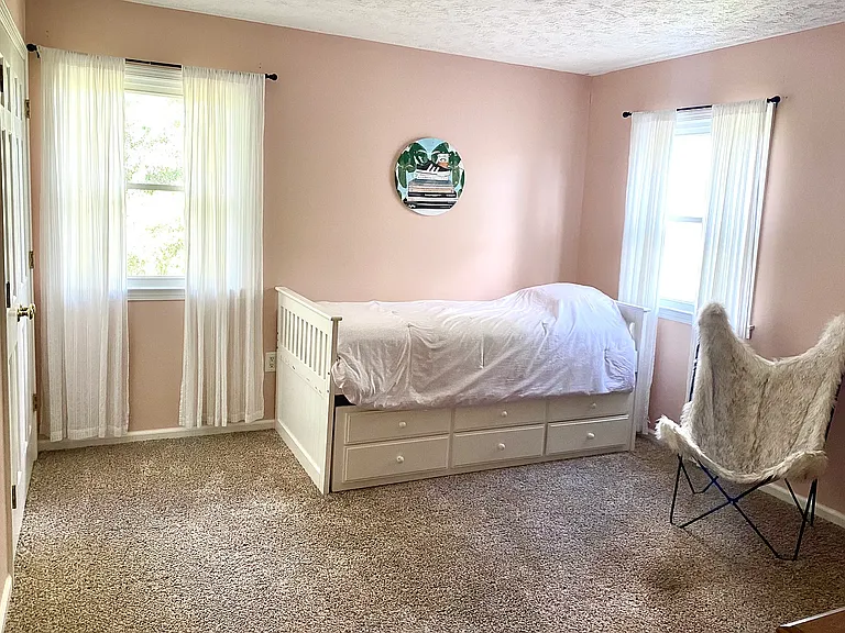 148 Woodlark Rd — Photo 12