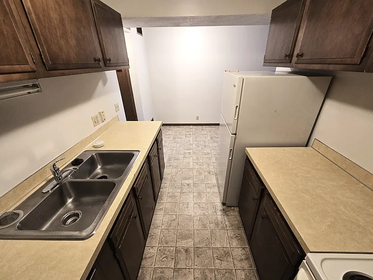 2108 N Cotner Blvd — Photo 5