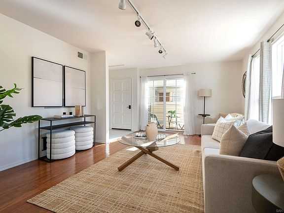 5th image of 7585 Eads Ave Unit E