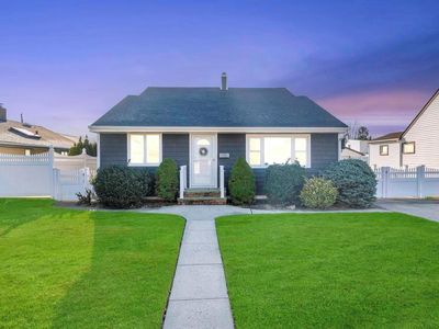 3 mack Avenue, Hicksville, NY, 11801