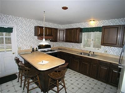 5th image of 56 South Street