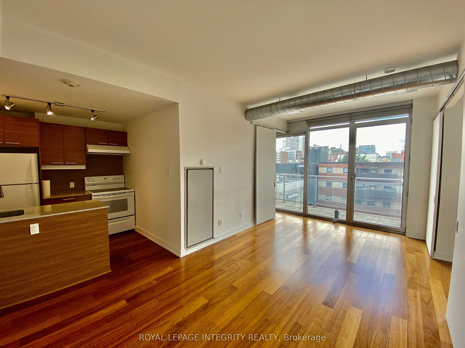 2 bed, $2,795 — Photo 4