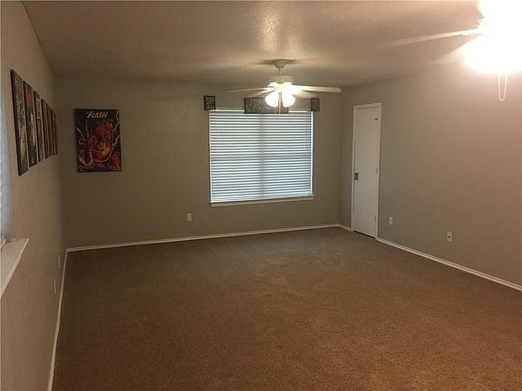 4th image of 917 Rock Dove Cir