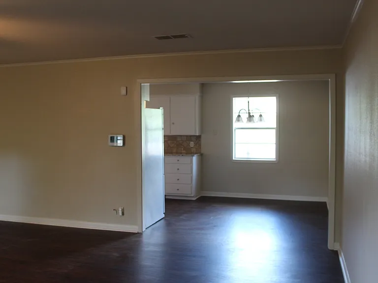 3012 Tower Dr — Photo 10