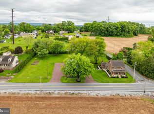 303 Lauschtown Rd, Denver, PA 17517