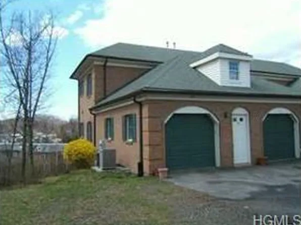 71 High Point Cir, Newburgh, NY 12550