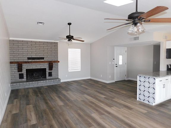 3rd image of 22845 N 83rd Ave